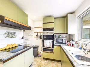 Kitchen- click for photo gallery